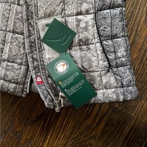 High-Performance Gray Women's Vest